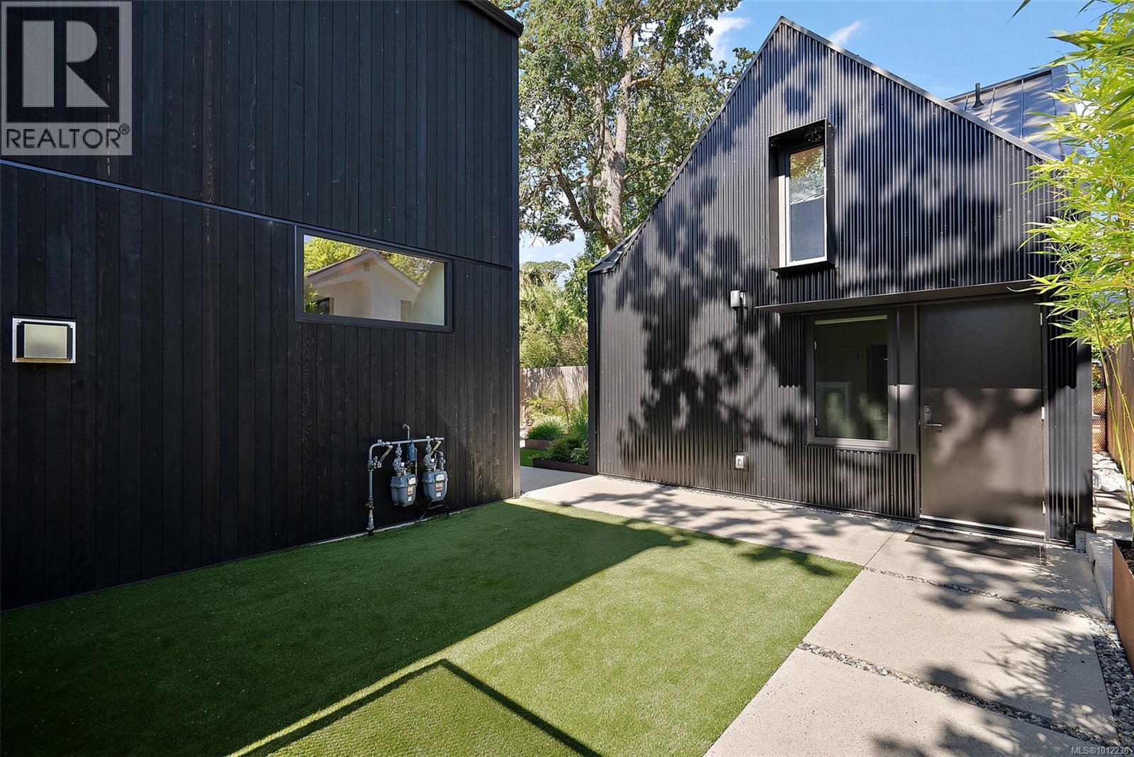  862 Somenos Street, Victoria