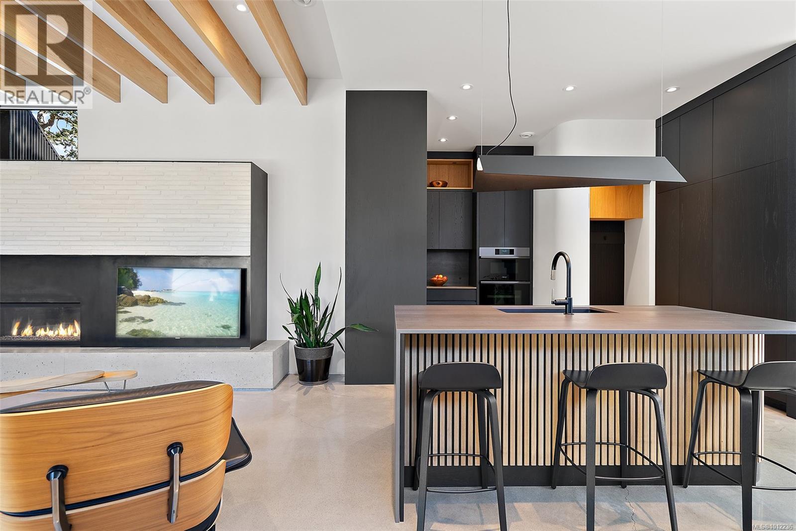  862 Somenos Street, Victoria