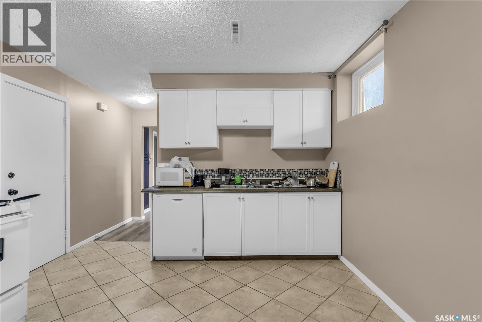 Single Family House Bungalow for Sale in  C AVENUE N Saskatoon 