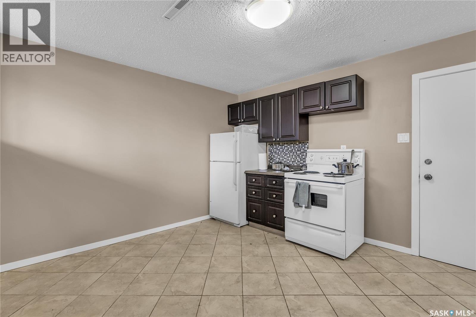 Single Family House Bungalow for Sale in  C AVENUE N Saskatoon 