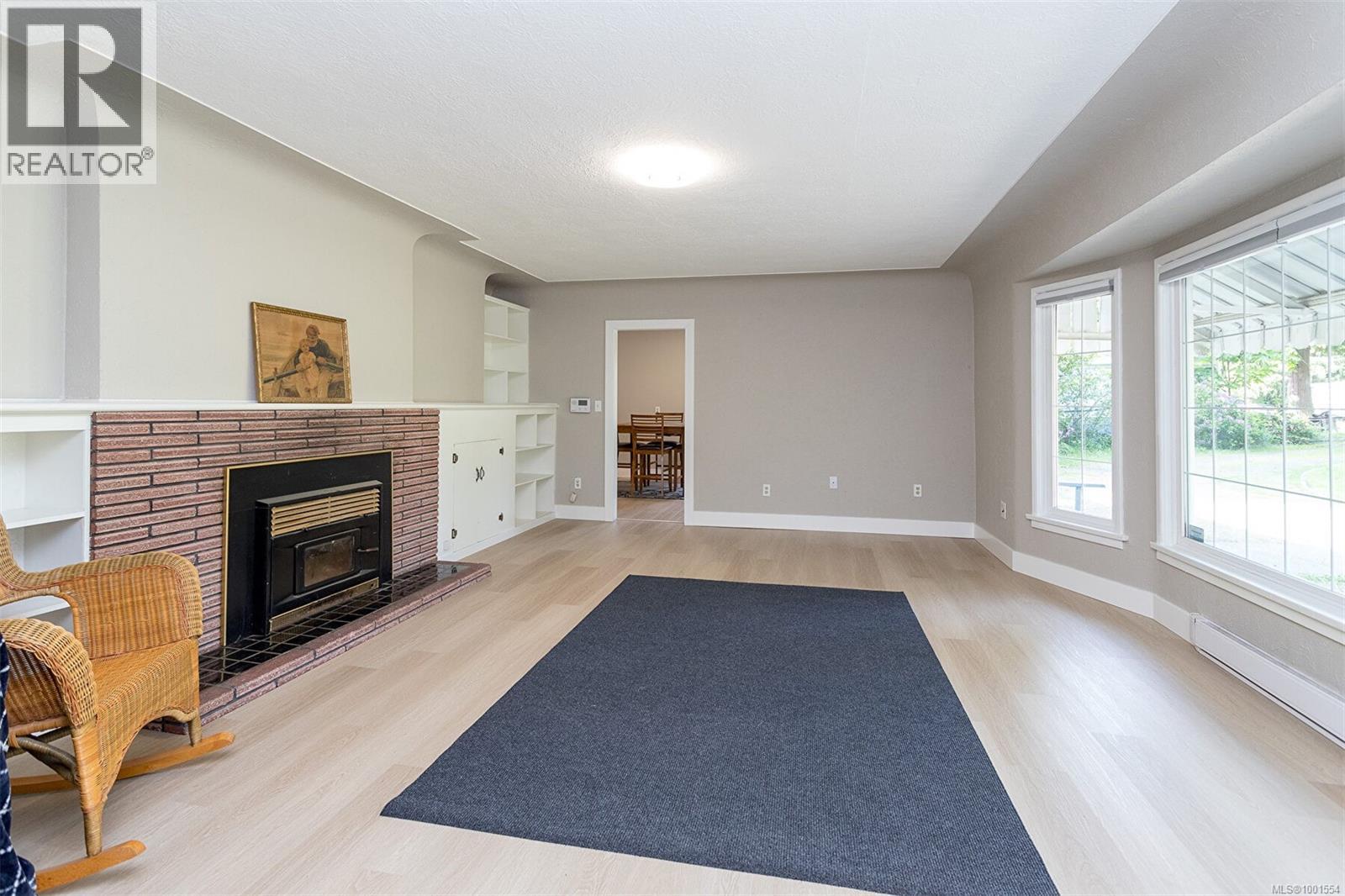 Photo 15 of 3056 Gibbins Rd, Duncan BC