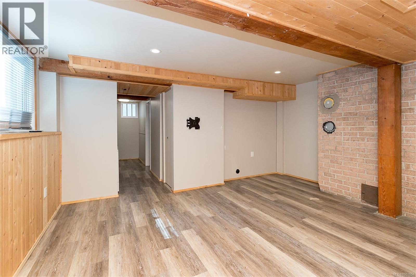 Photo 41 of 3056 Gibbins Rd, Duncan BC