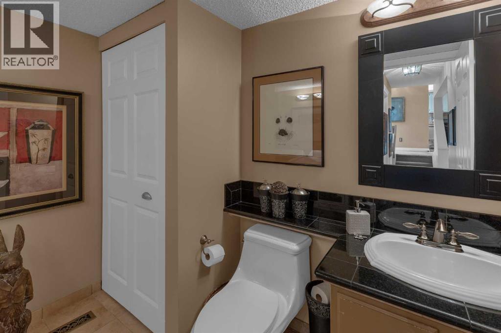Photo 17 of 120 Deercross Road Se, Calgary AB