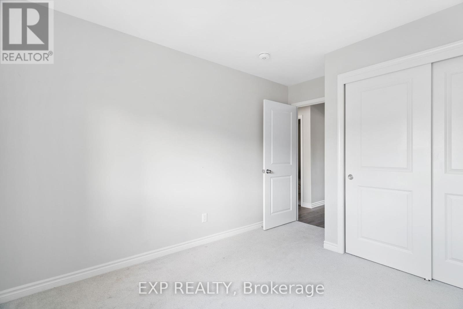 Photo 26 of 62 St George Street, Welland ON