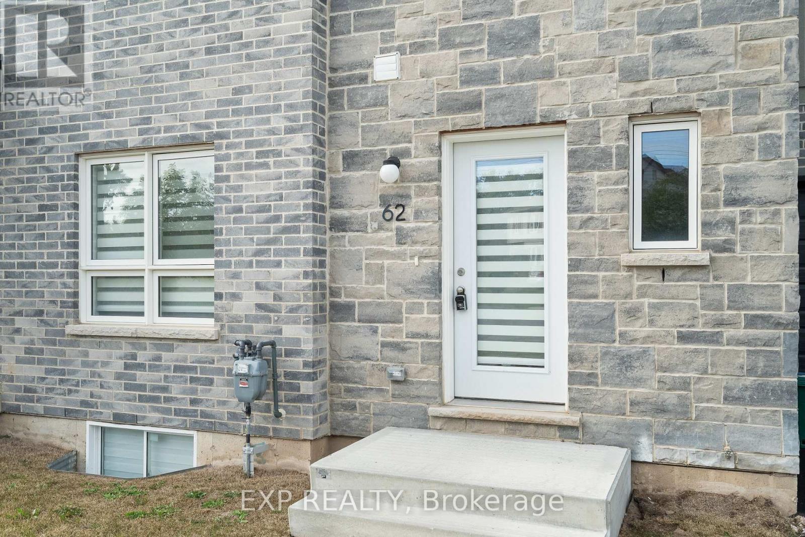 Photo 4 of 62 St George Street, Welland ON