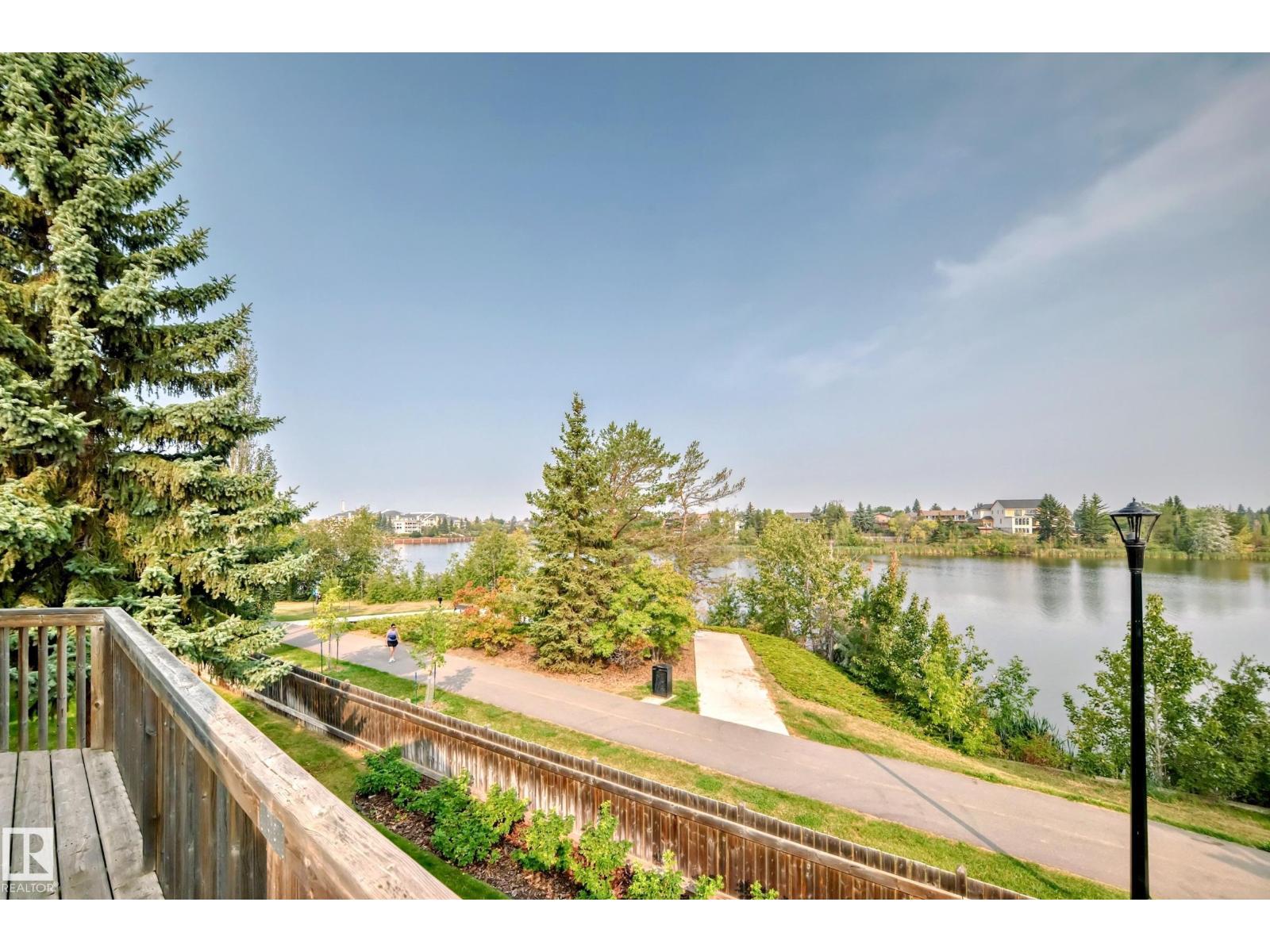 Photo 42 of 10652 153 Av Nw, Edmonton AB