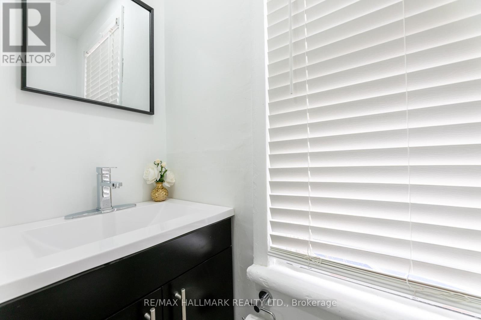 Photo 8 of 106 Willow Avenue, Toronto ON