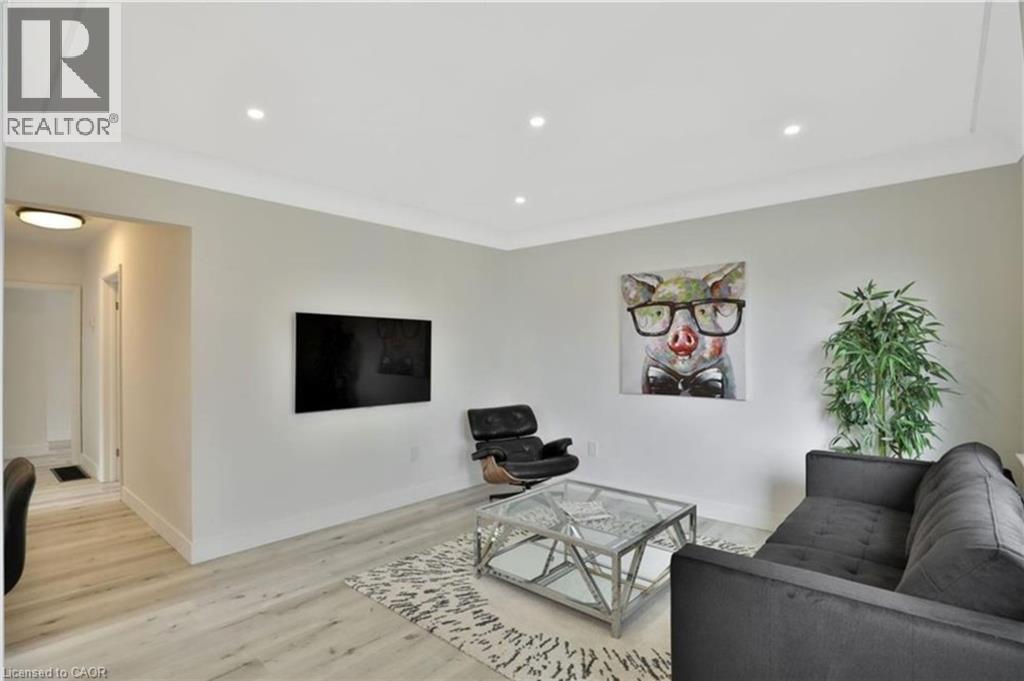 Photo 7 of 260 West 16th Street Unit Upper, Hamilton ON