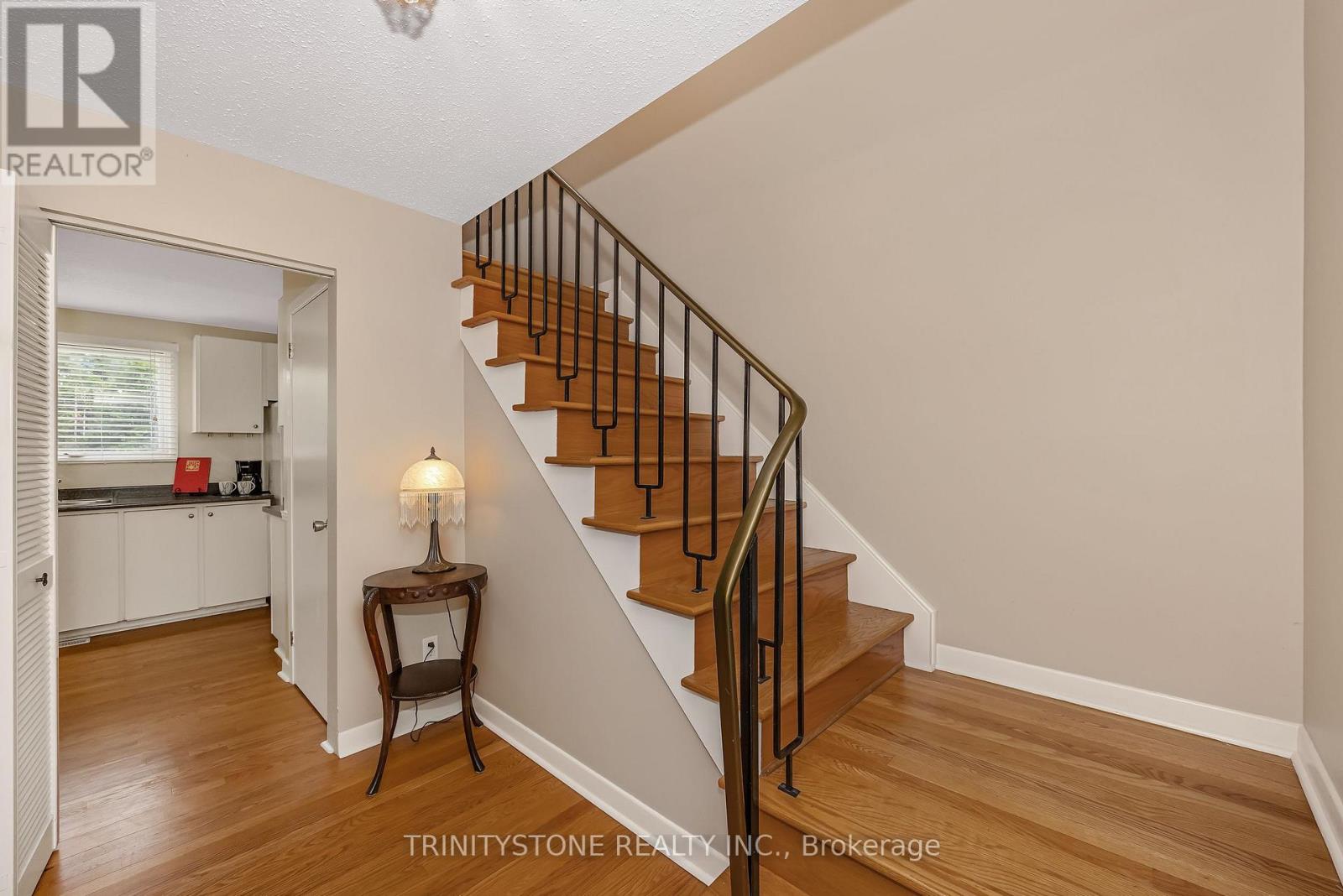 Photo 17 of 7 Pulford Crescent, Ottawa ON