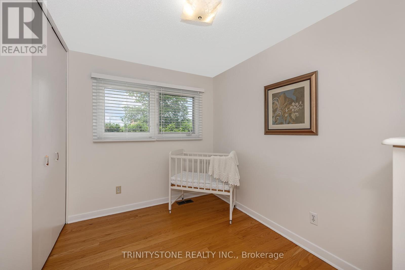 Photo 25 of 7 Pulford Crescent, Ottawa ON