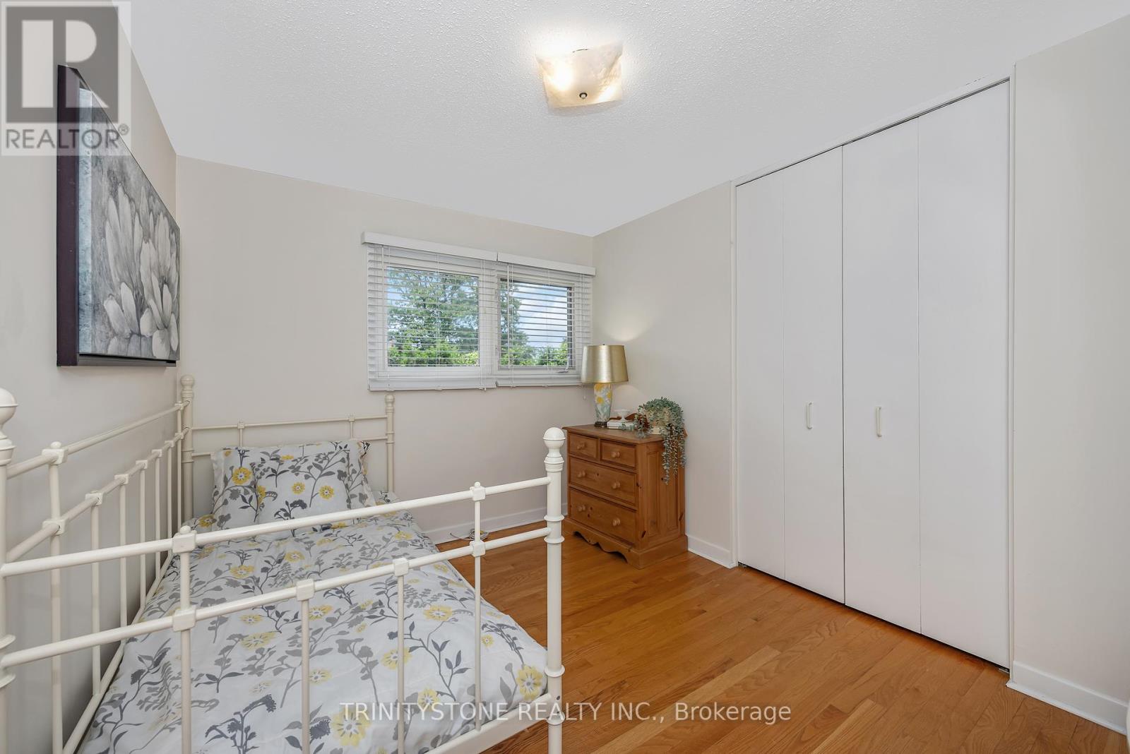 Photo 24 of 7 Pulford Crescent, Ottawa ON