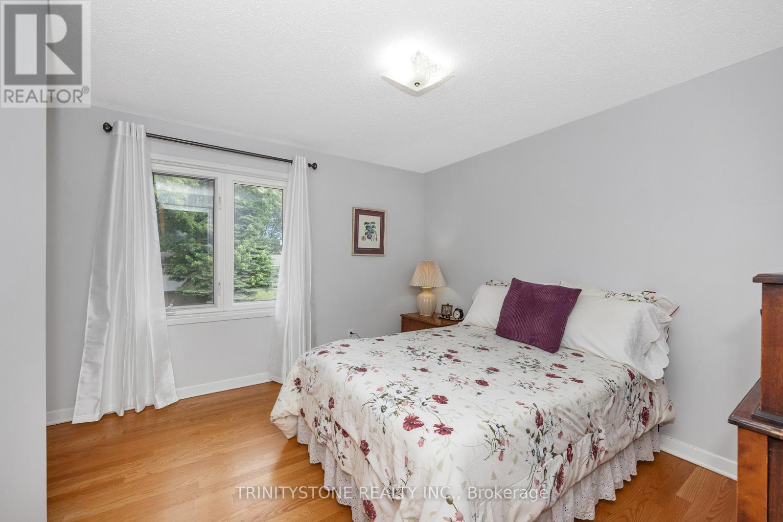 Photo 21 of 7 Pulford Crescent, Ottawa ON