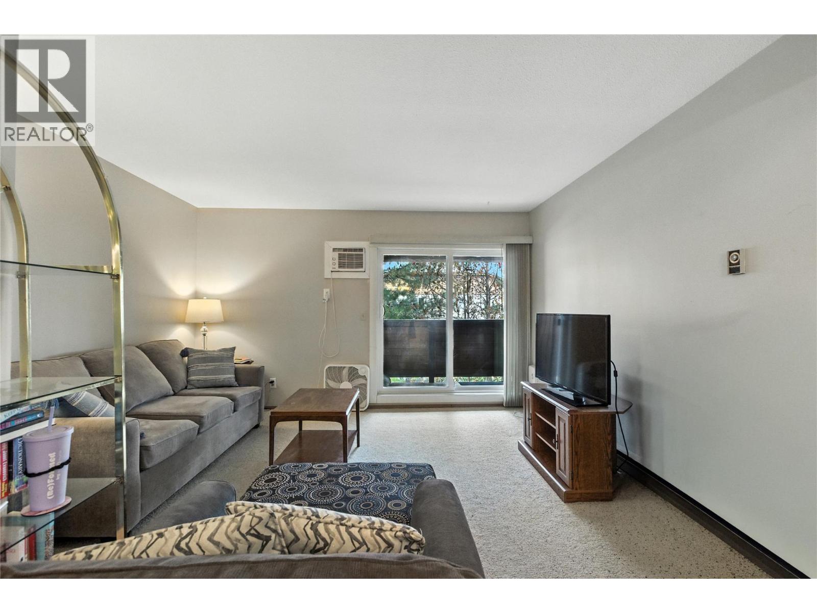 44 Whiteshield Crescent S Unit# 306, Kamloops