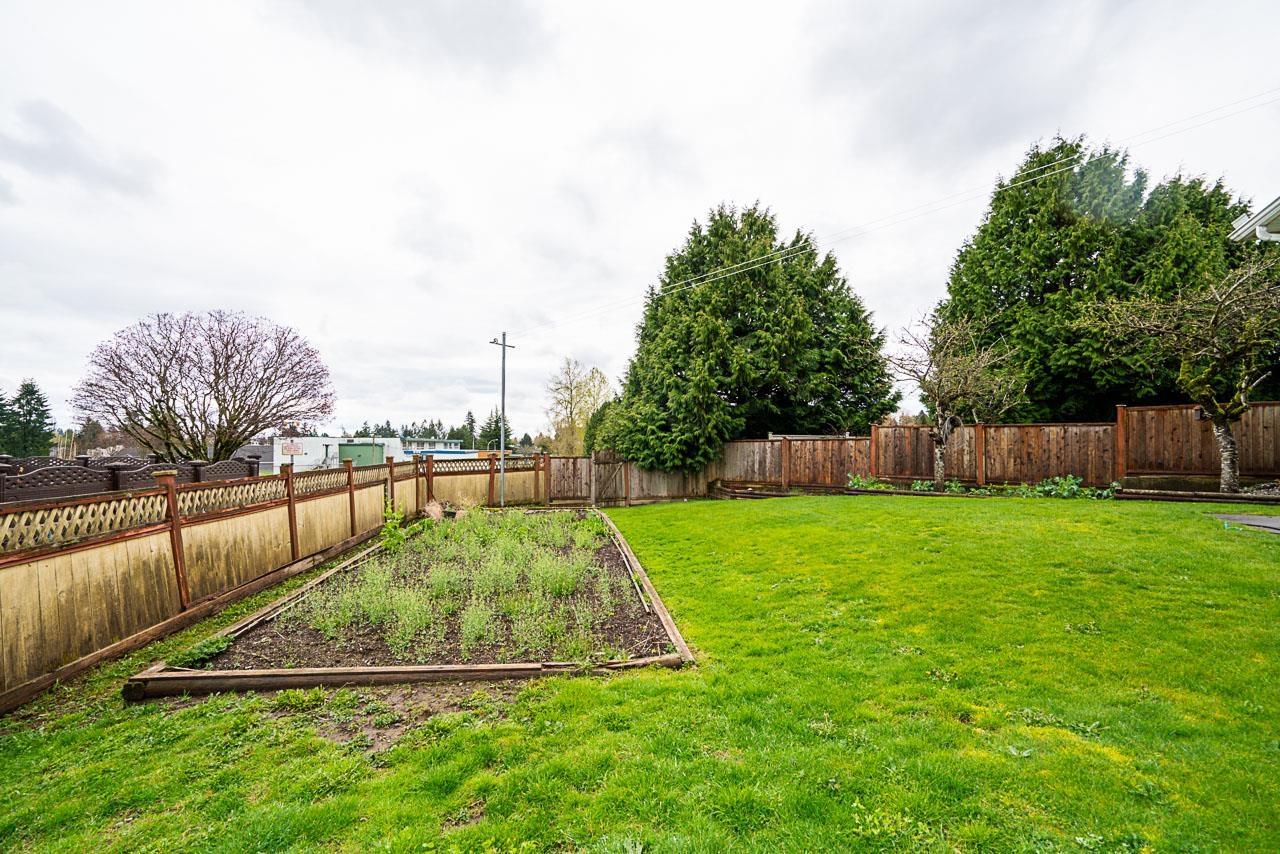 Photo 38 of 13286 98 Avenue, Surrey BC