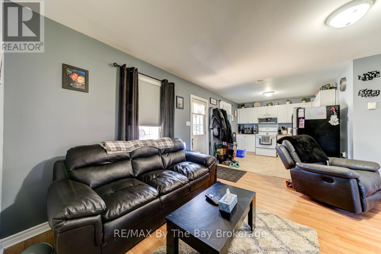 Photo 14 of 8 Yonge Street N, Springwater ON