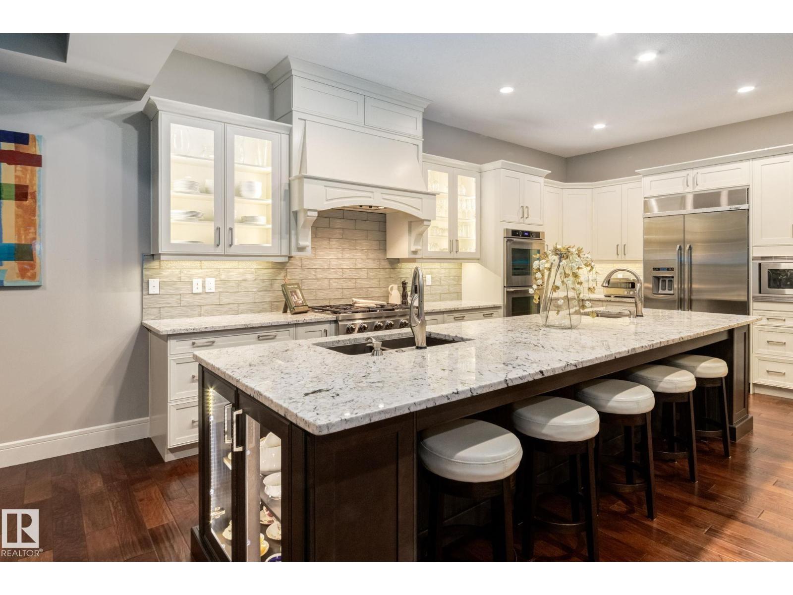 Photo 18 of 4096 Whispering River Dr Nw, Edmonton AB