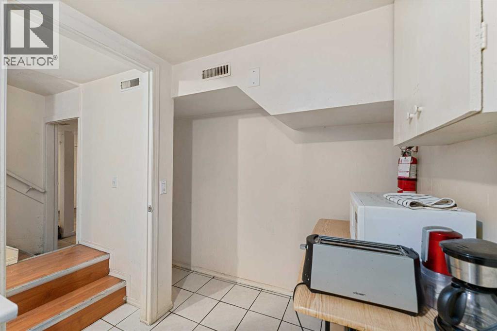 Photo 17 of 216 15 Avenue Nw, Calgary AB