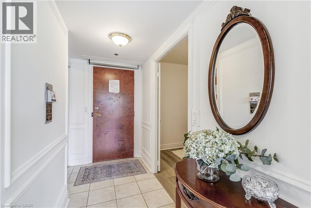 Photo 2 of 100 Burloak Drive Unit 1416, Burlington ON
