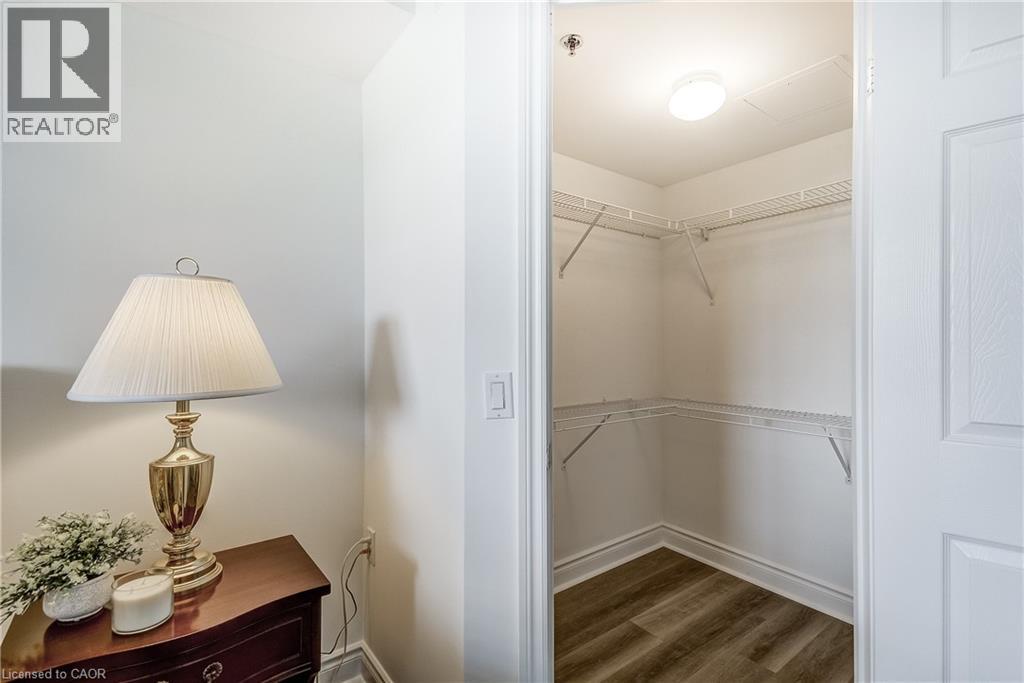 Photo 24 of 100 Burloak Drive Unit 1416, Burlington ON