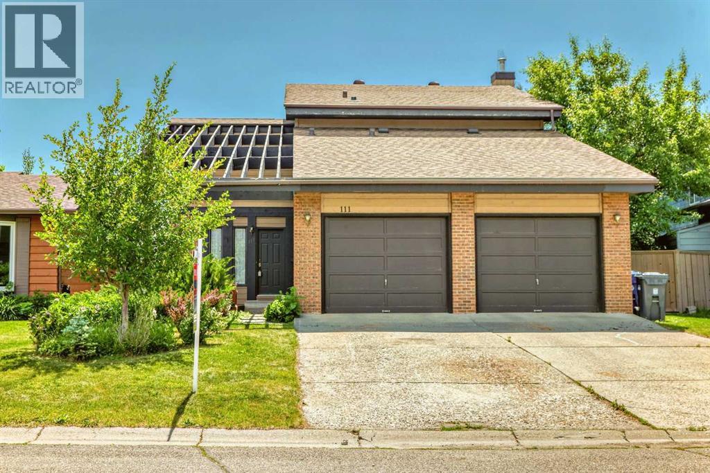 Photo 1 of 111 Deercross Road Se, Calgary AB
