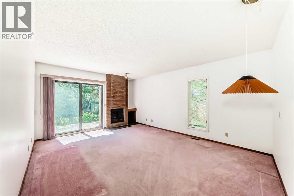 Photo 19 of 111 Deercross Road Se, Calgary AB