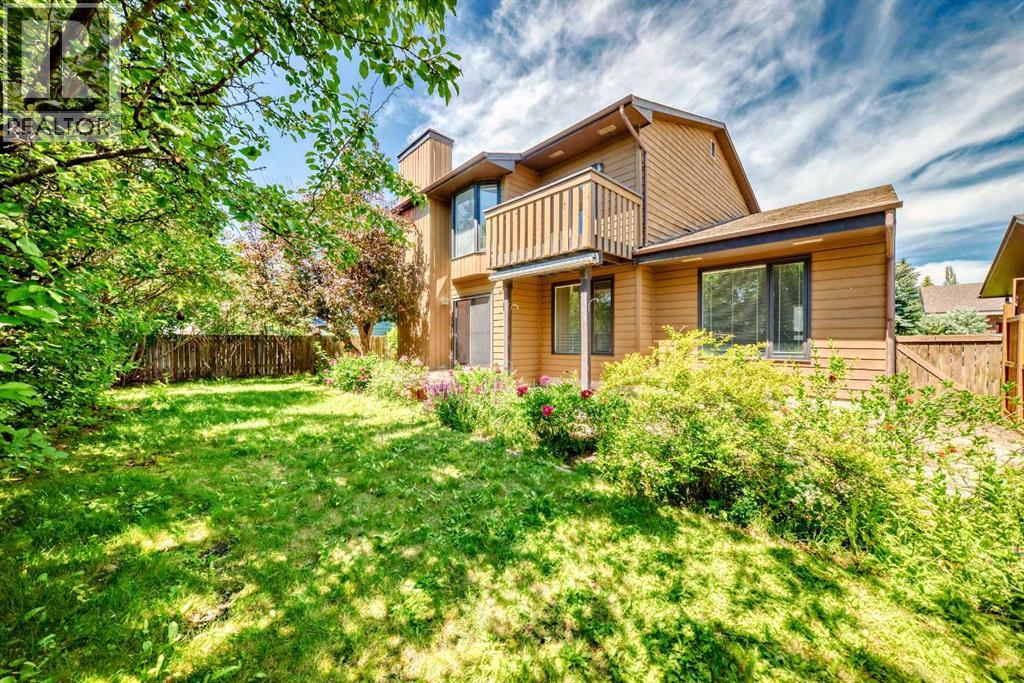 Photo 45 of 111 Deercross Road Se, Calgary AB