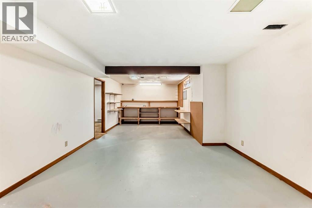 Photo 41 of 111 Deercross Road Se, Calgary AB