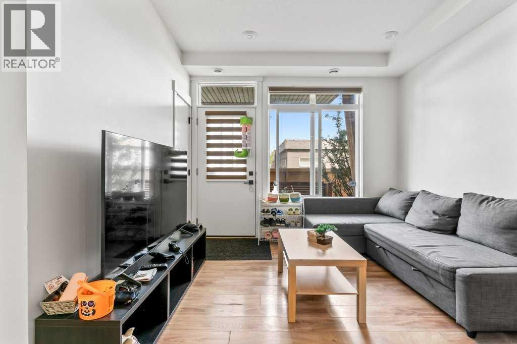 Photo 3 of 110 Savanna Walk Ne, Calgary AB