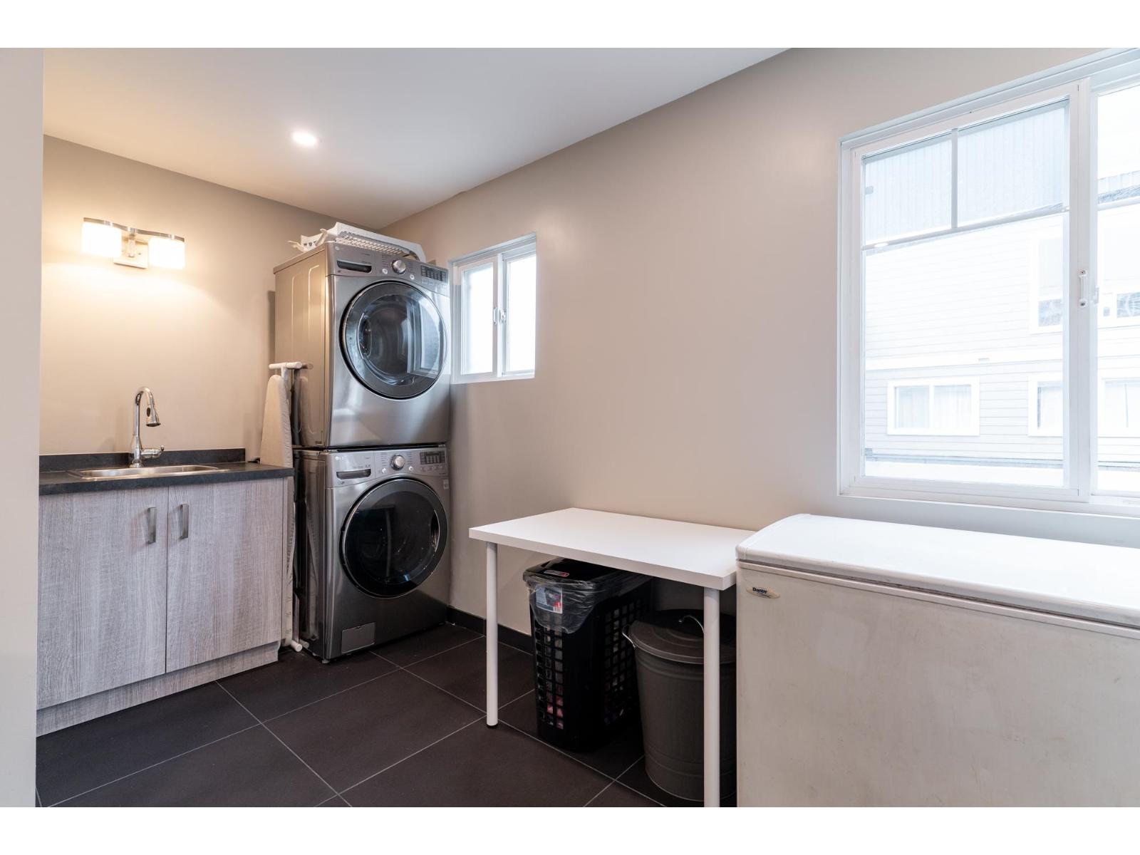 Photo 30 of 7 15161 Prospect Avenue, White Rock BC