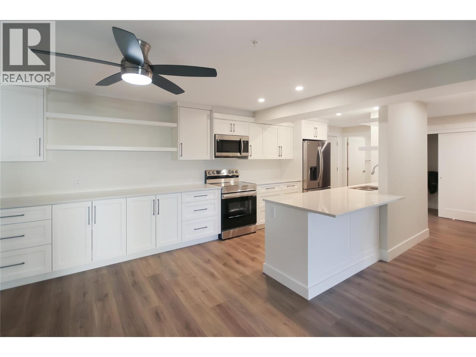 209 217 Elm Avenue, Penticton
