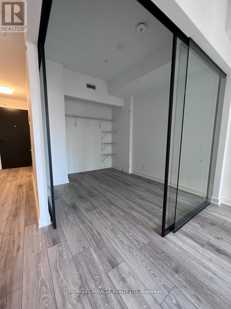 Photo 1 of 1311 108 Peter Street, Toronto ON