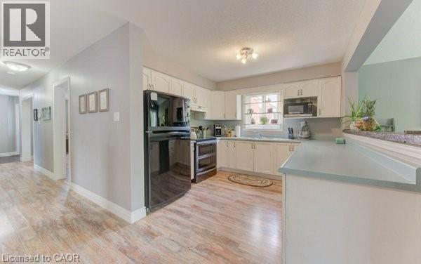 Photo 13 of 320 Bankside Drive, Kitchener ON