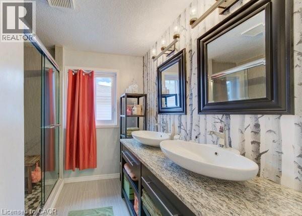 Photo 27 of 320 Bankside Drive, Kitchener ON