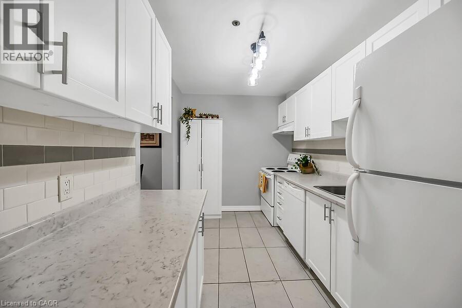 Photo 13 of 6 Niagara Street Unit 204, Grimsby ON