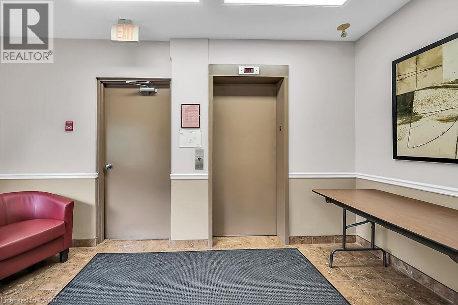 Photo 34 of 6 Niagara Street Unit 204, Grimsby ON