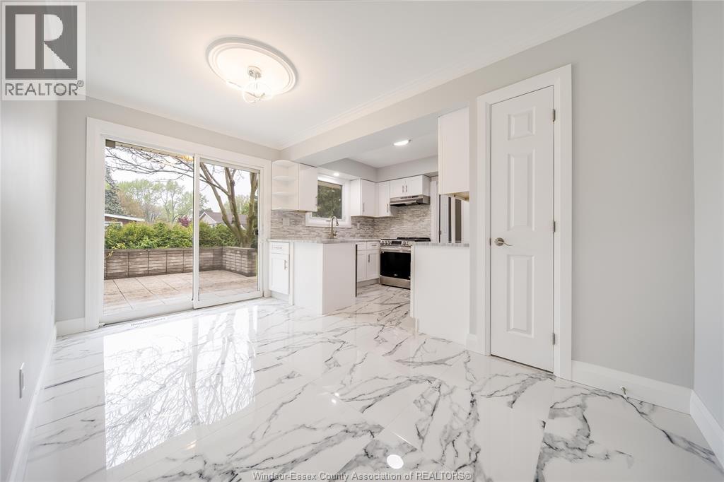 Photo 14 of 890 Wallace Avenue, Windsor ON