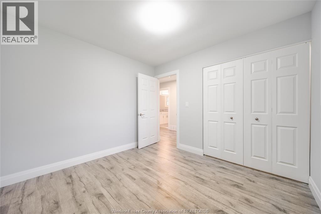 Photo 33 of 890 Wallace Avenue, Windsor ON
