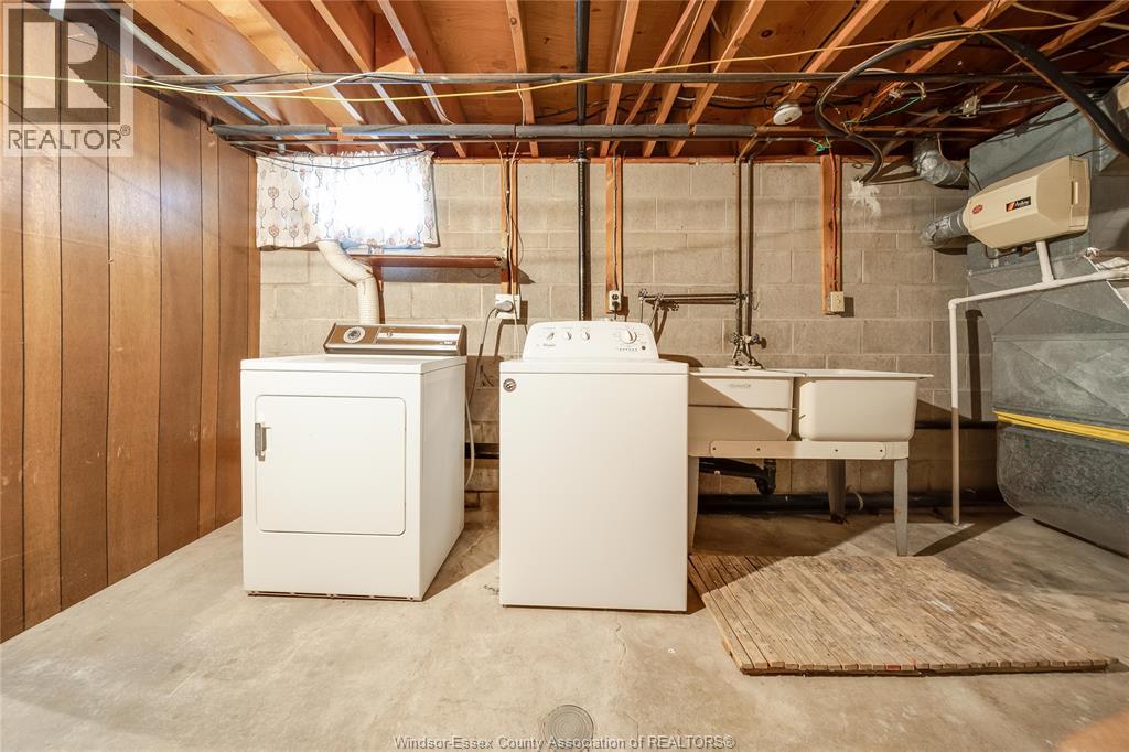 Photo 40 of 890 Wallace Avenue, Windsor ON
