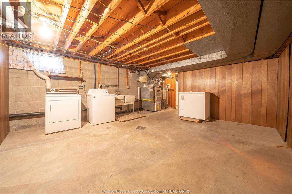 Photo 41 of 890 Wallace Avenue, Windsor ON
