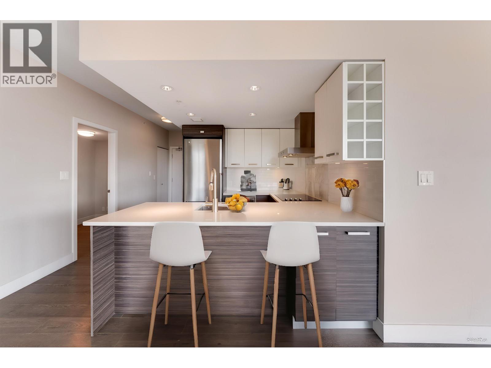 Photo 3 of 602 1783 Manitoba Street, Vancouver BC