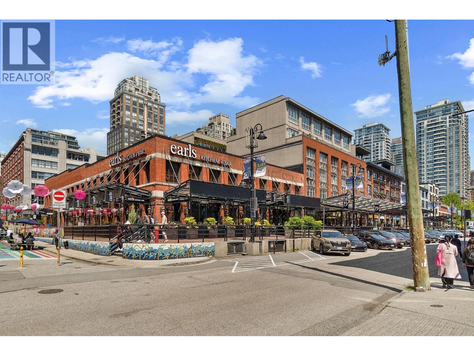 Photo 26 of 308 1072 Hamilton Street, Vancouver BC