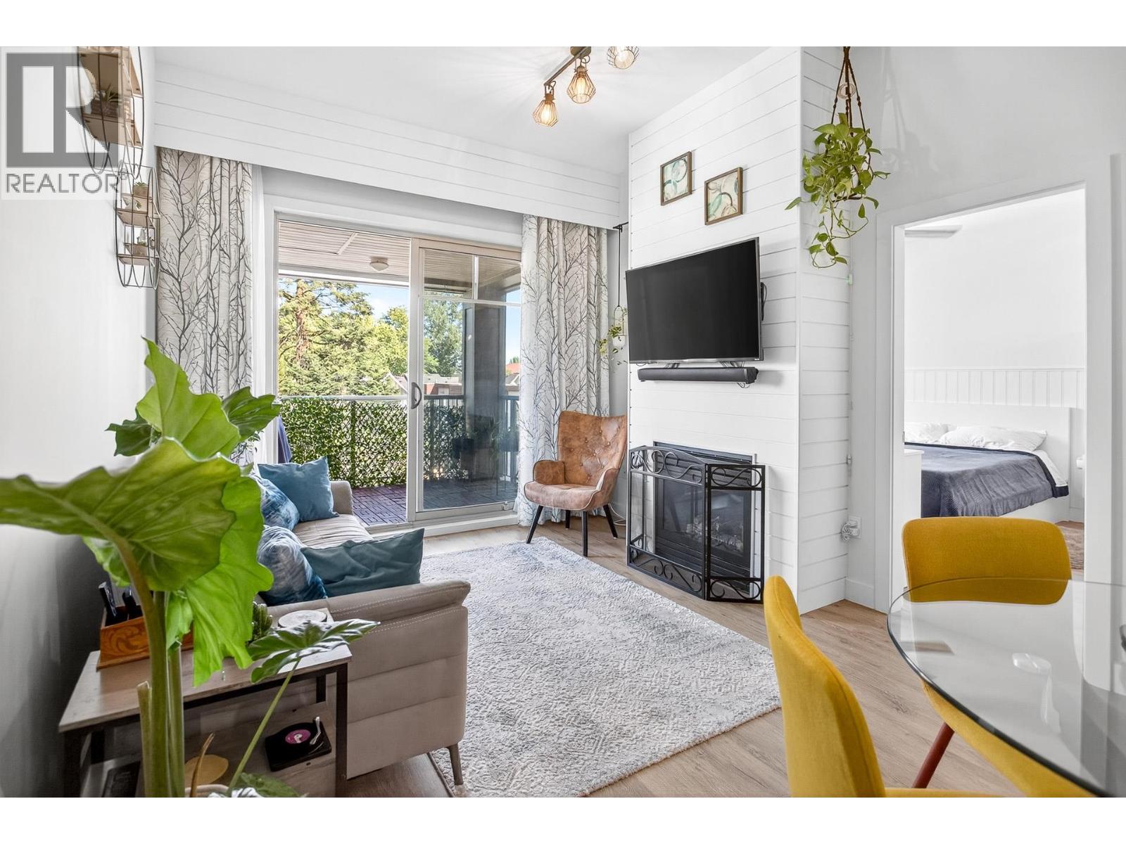 Photo 6 of 407 2478 Shaughnessy Street, Port Coquitlam BC