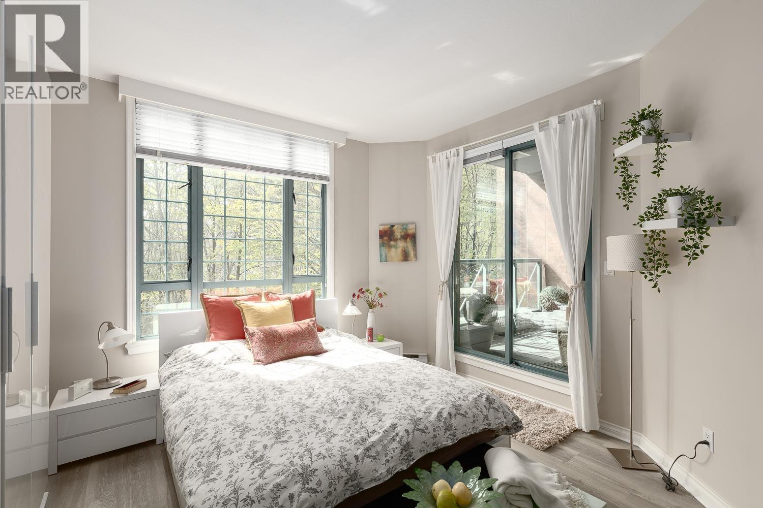 Photo 24 of 104 293 Smithe Street, Vancouver BC