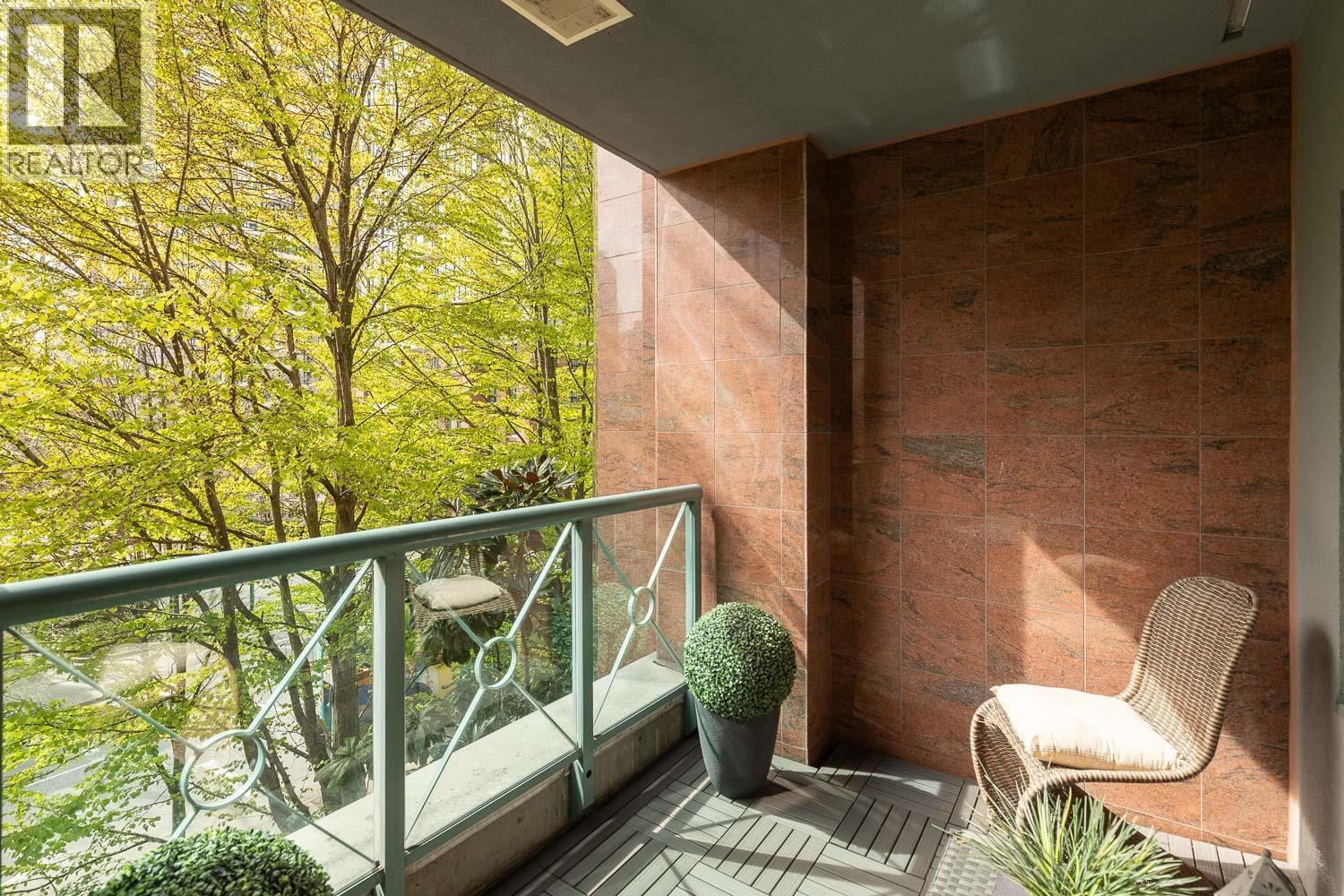 Photo 28 of 104 293 Smithe Street, Vancouver BC