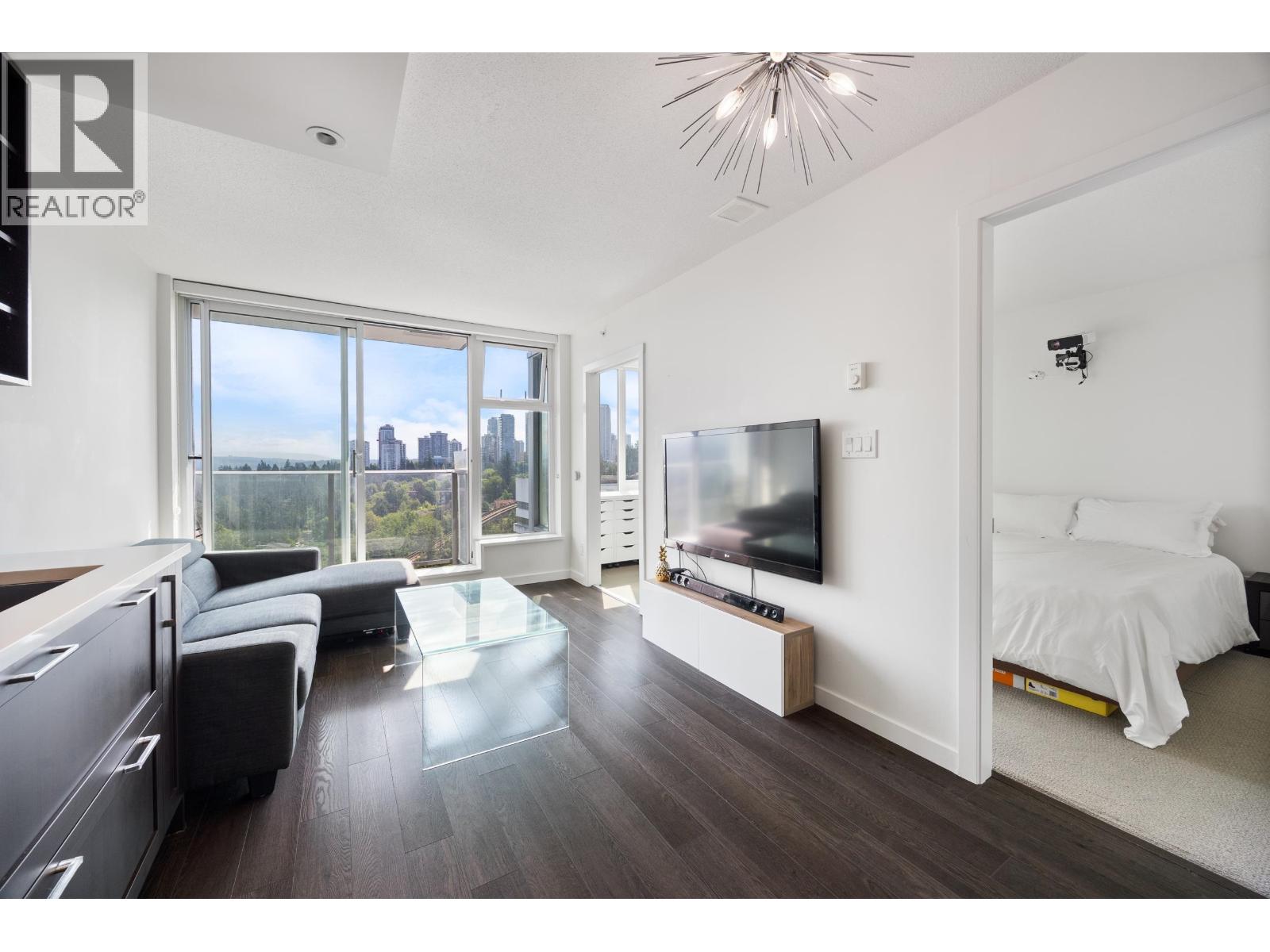 Photo 13 of 2106 5515 Boundary Road, Vancouver BC