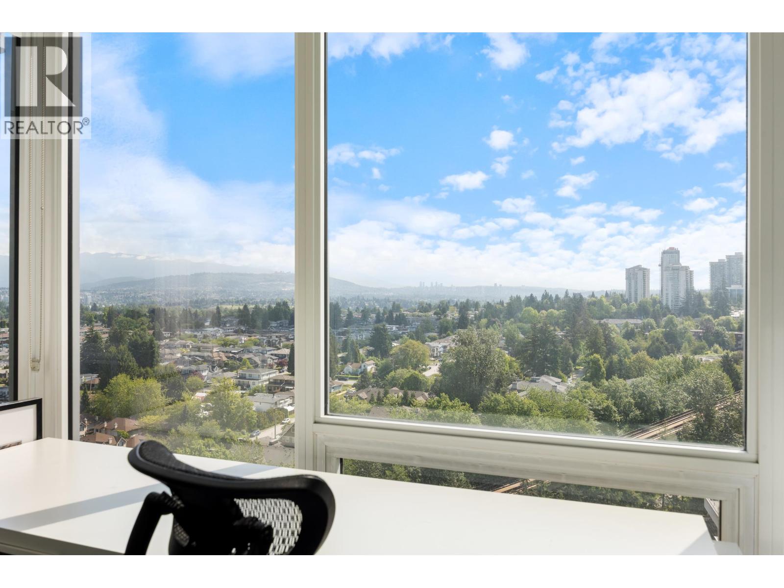 Photo 18 of 2106 5515 Boundary Road, Vancouver BC