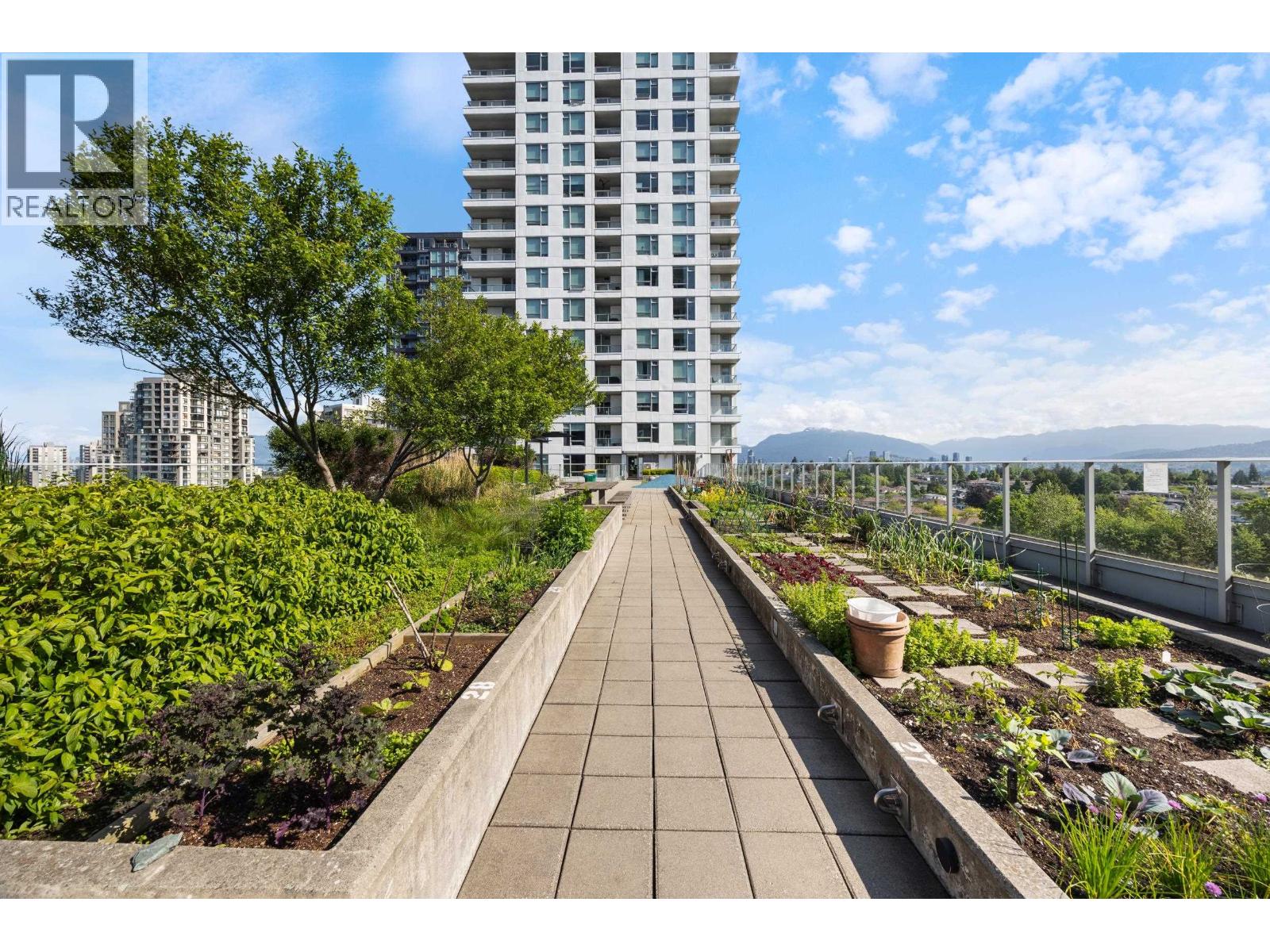 Photo 29 of 2106 5515 Boundary Road, Vancouver BC
