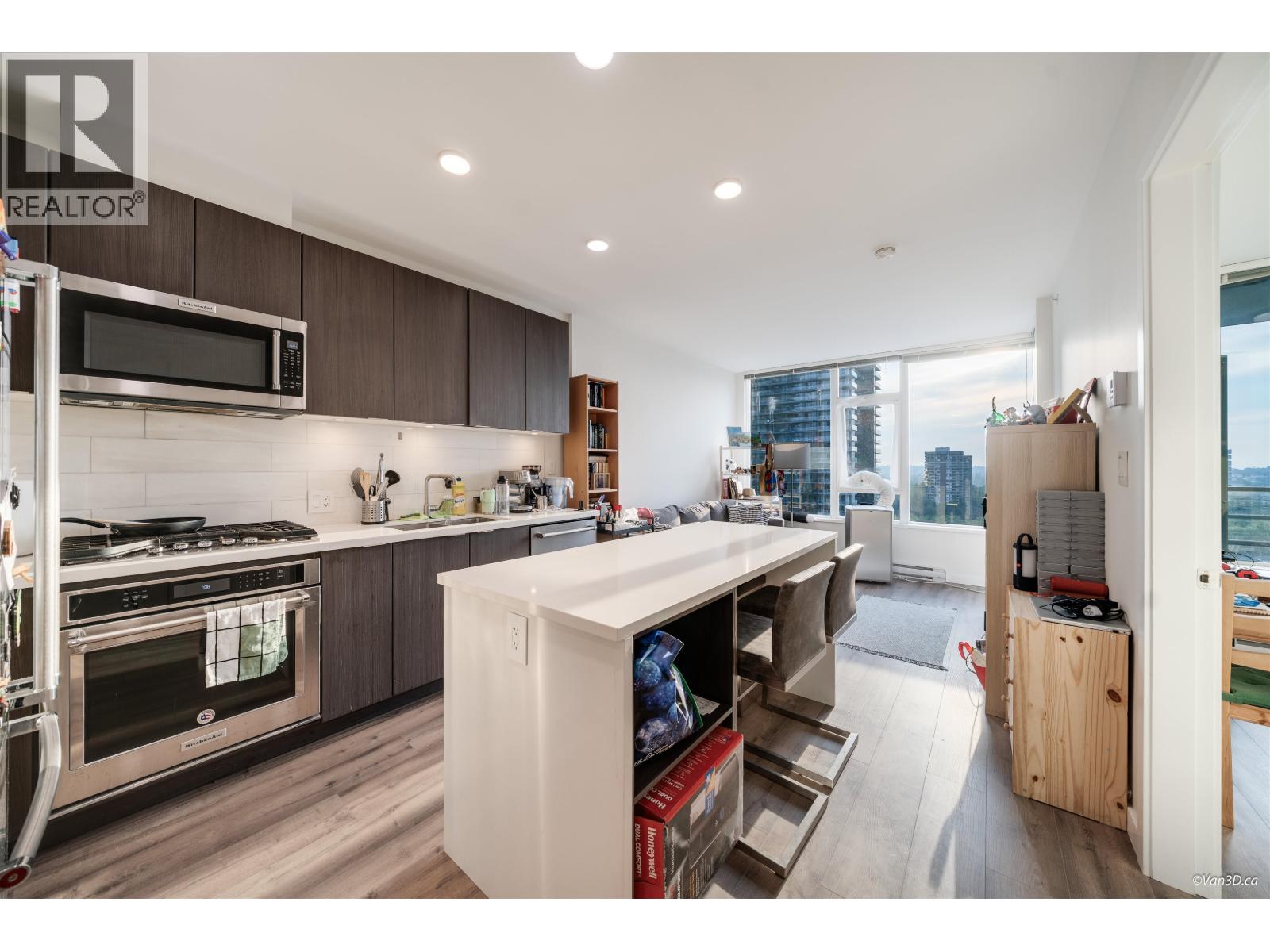 Photo 3 of 1201 530 Whiting Way, Coquitlam BC