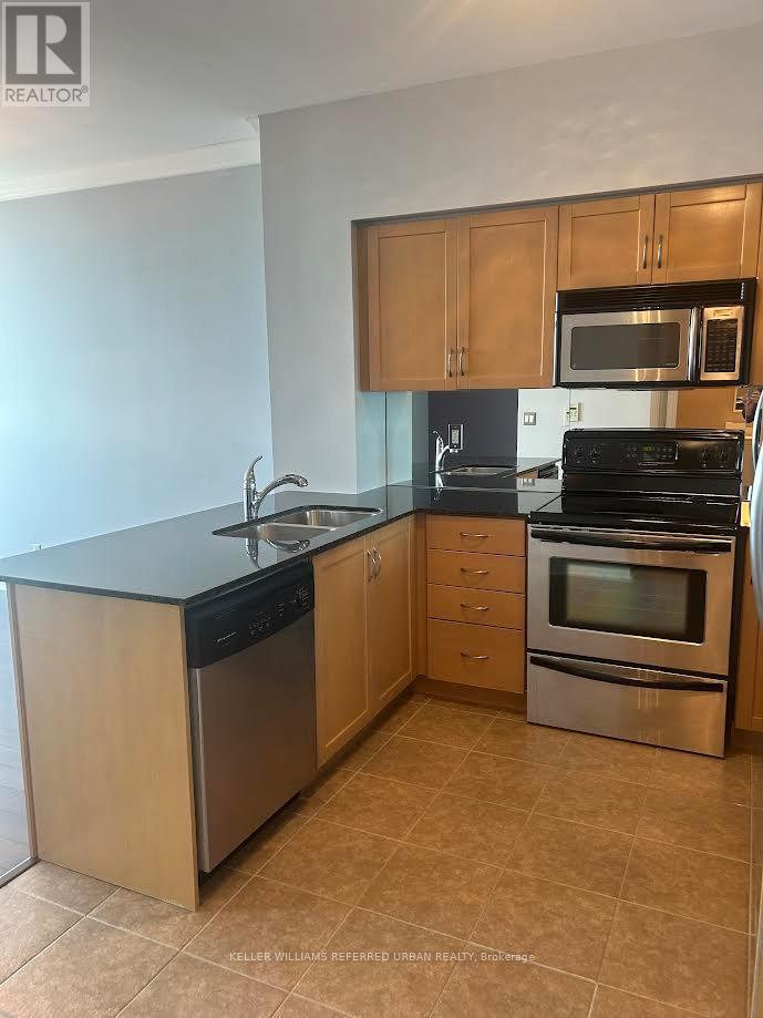 Photo 3 of Ph 302 212 Eglinton Avenue E, Toronto ON