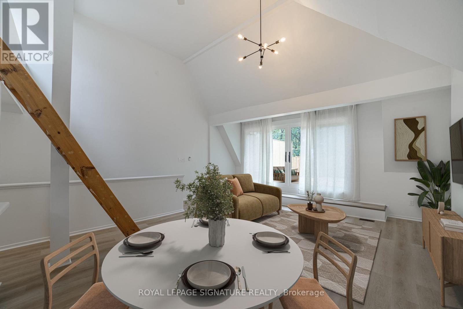 Photo 7 of 3rd 103 Gloucester Street, Toronto ON